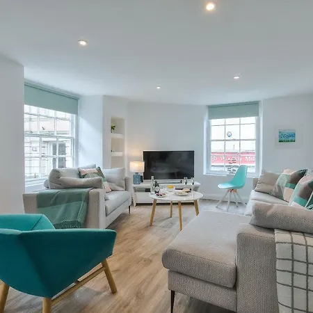 Shell Seekers Apartment *